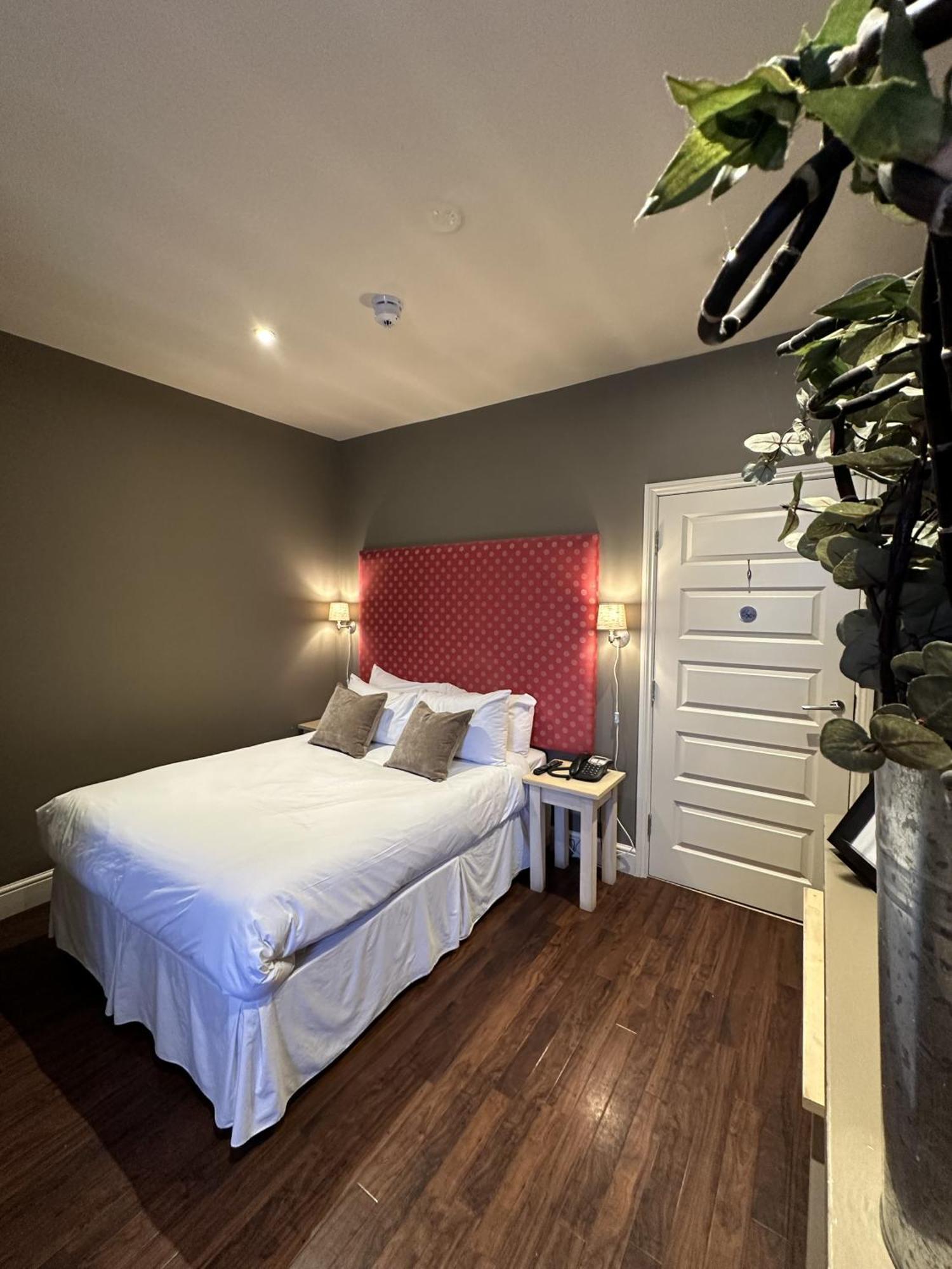 Mulberry Tree Hotel Attleborough Room photo