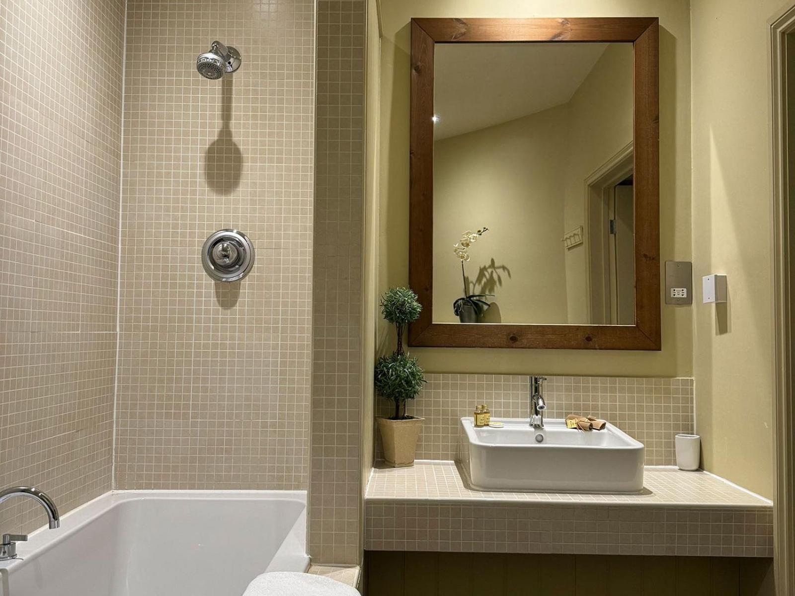 Mulberry Tree Hotel Attleborough Room photo